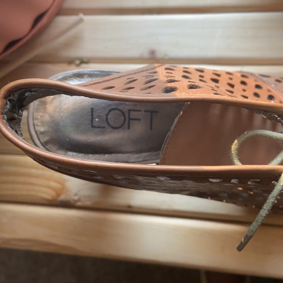 LOFT Leather Heels - Picture 4 of 4